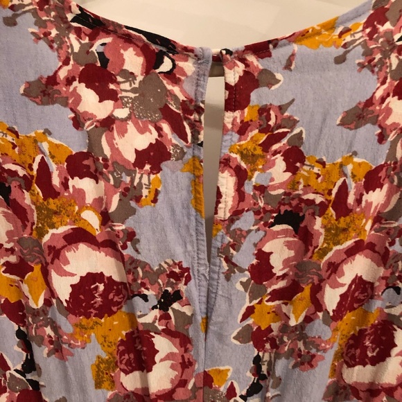 Blue Floral Romper - Picture 6 of 7